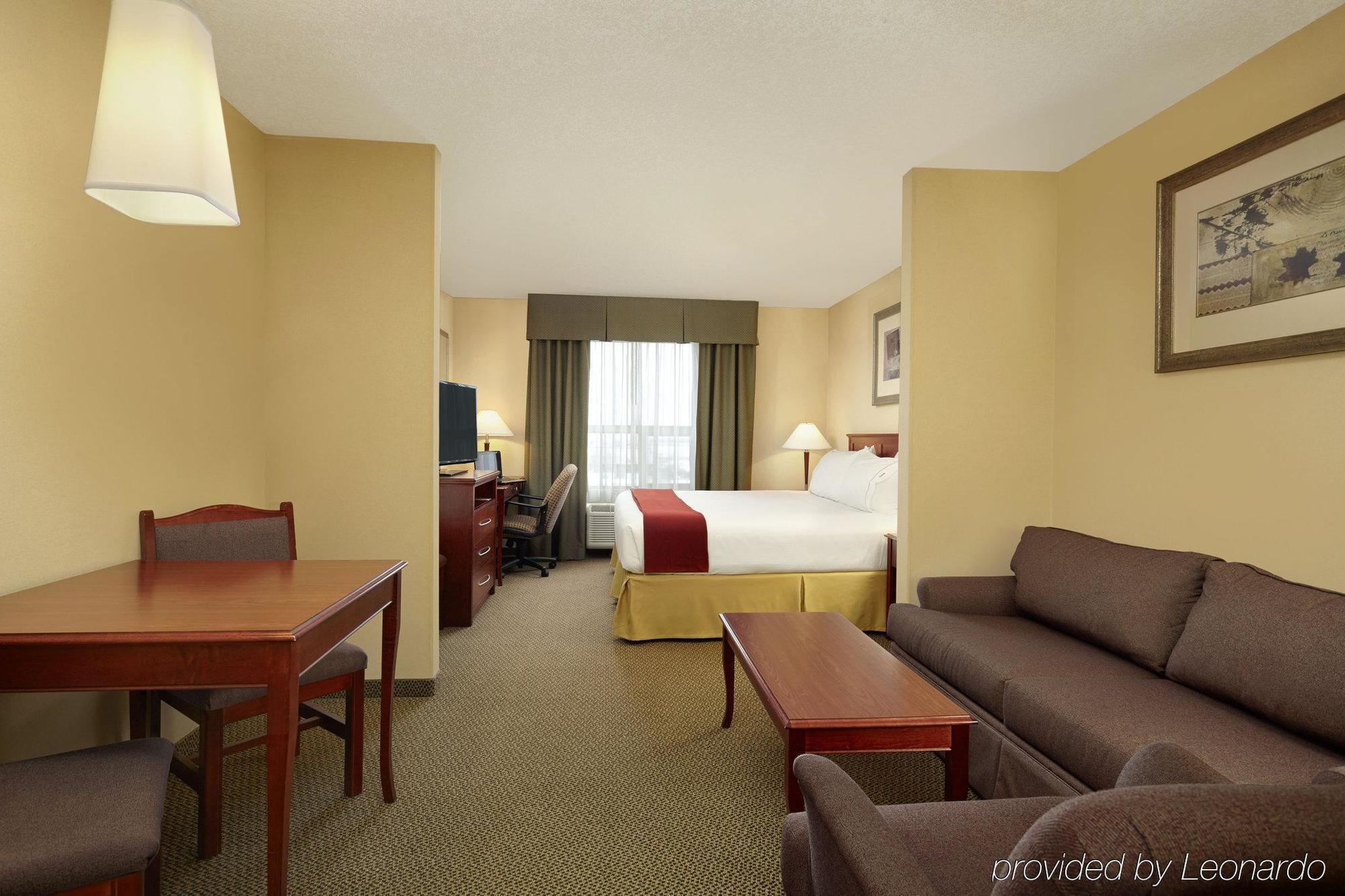 Holiday Inn Express Hotel & Suites Sherwood Park-Edmonton Area By Ihg Exterior foto